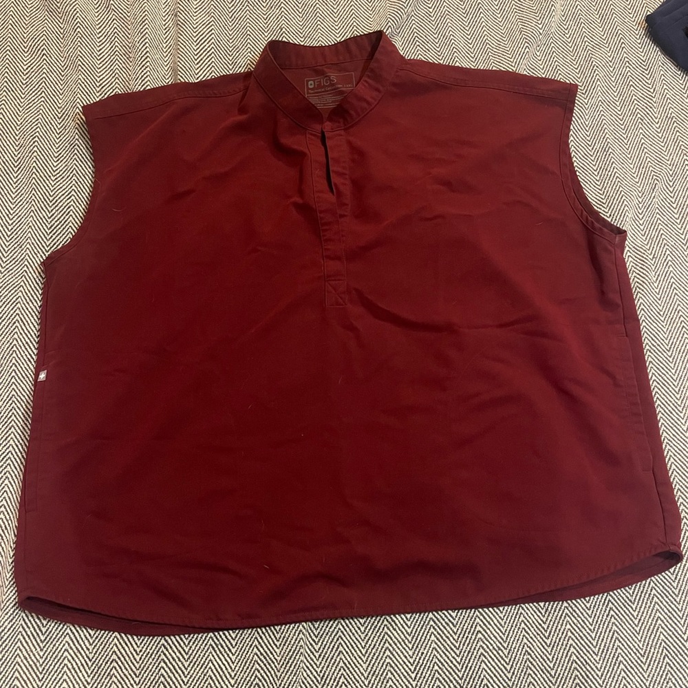 FIGS Rafaela Oversized Scrub top, size XXL, burgendy